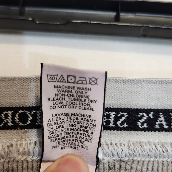 Victoria's Secret Womens Med. Red and Black Plaid Pajama Pants Jogger Style - Picture 5 of 8